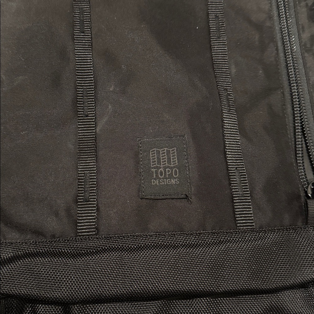 Topo Designs 30L Travel Bag - Picture 2 of 6